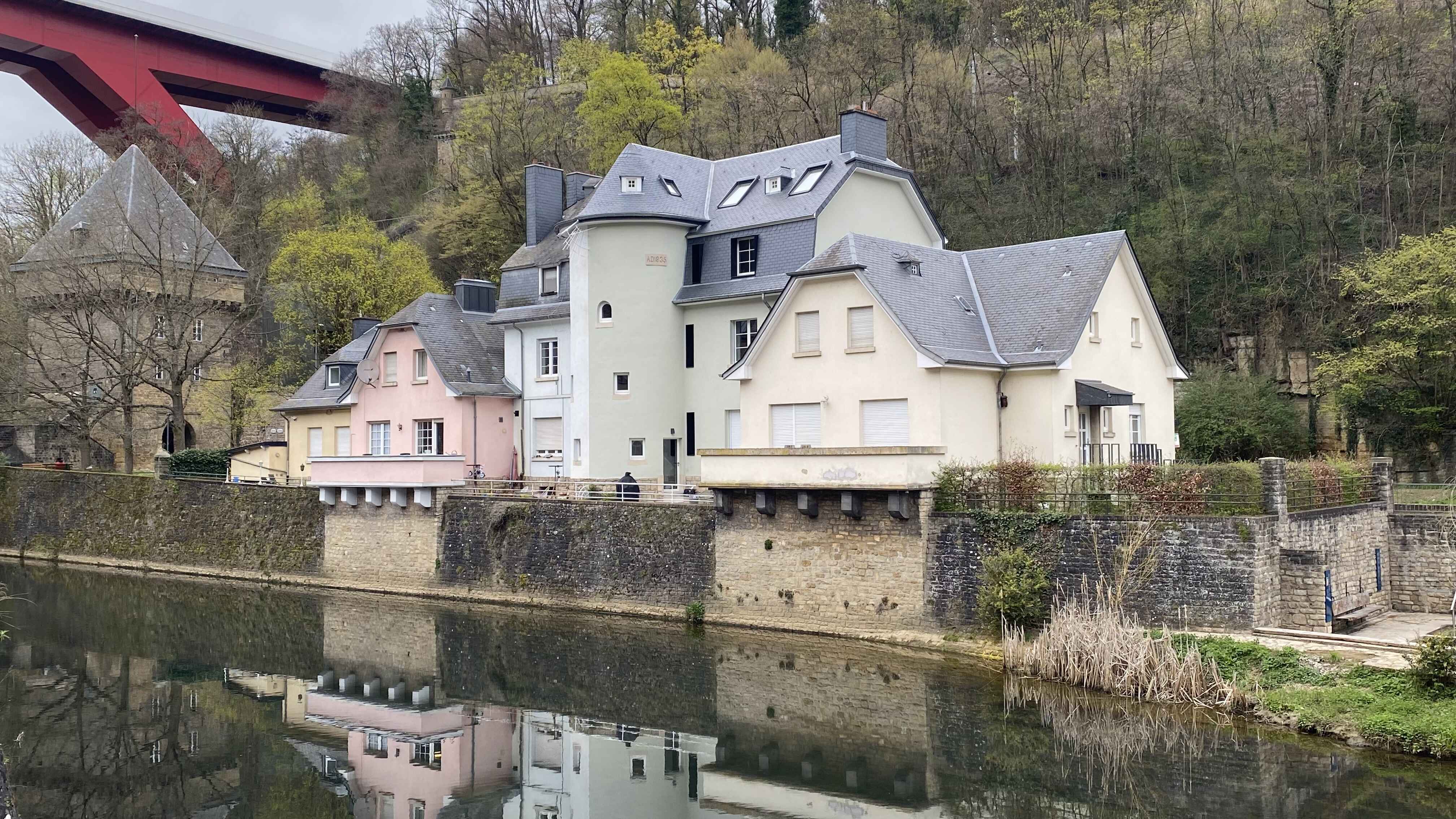 انعکاس در آب